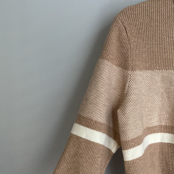 New Tan Cream Stripe Textures Sporty Bristol Club Sweater - Picture 3 of 6